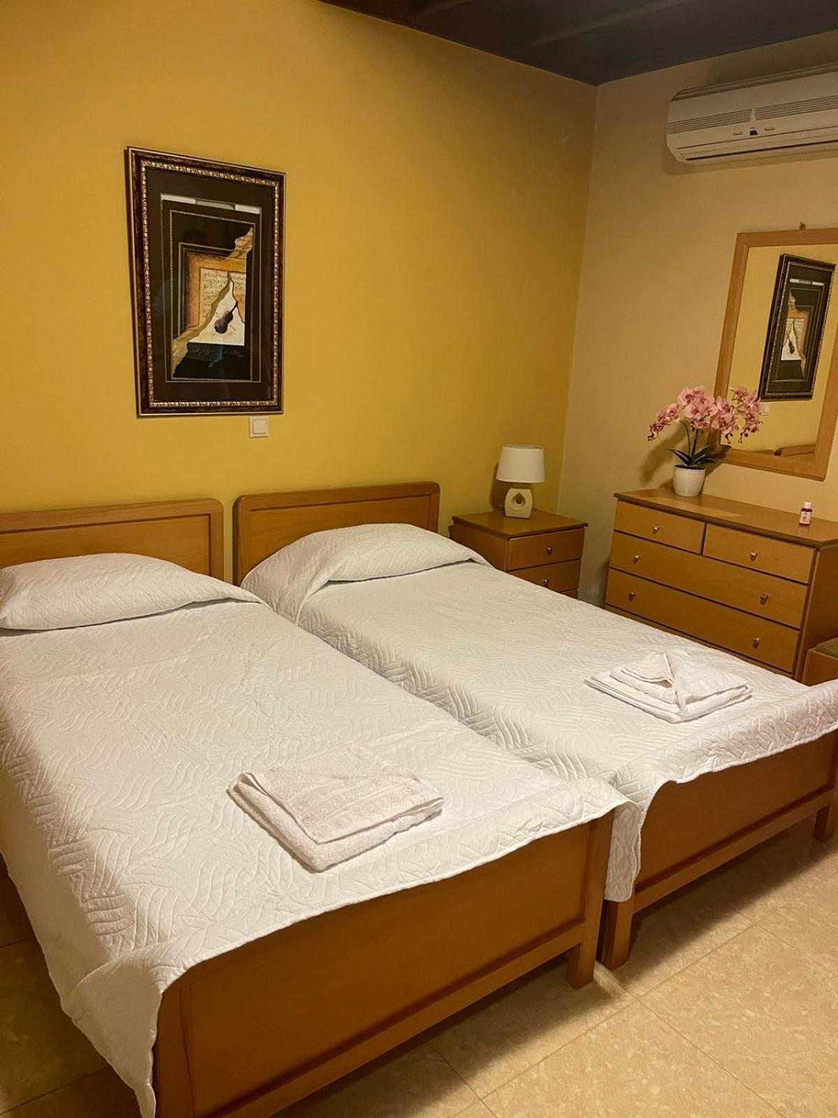 Villa Pinotsi Đảo Sými Ngoại thất bức ảnh