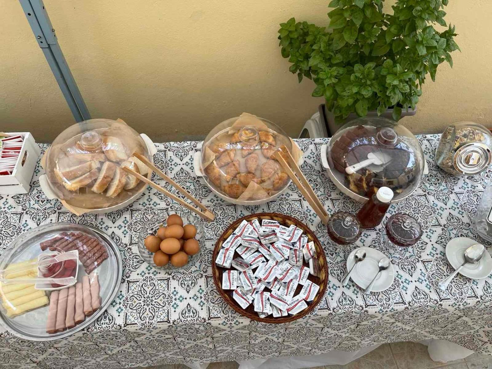 Villa Pinotsi Đảo Sými Ngoại thất bức ảnh