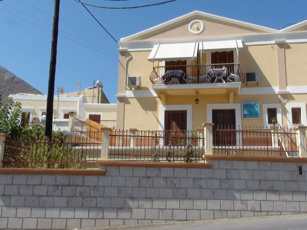 Villa Pinotsi Đảo Sými Ngoại thất bức ảnh